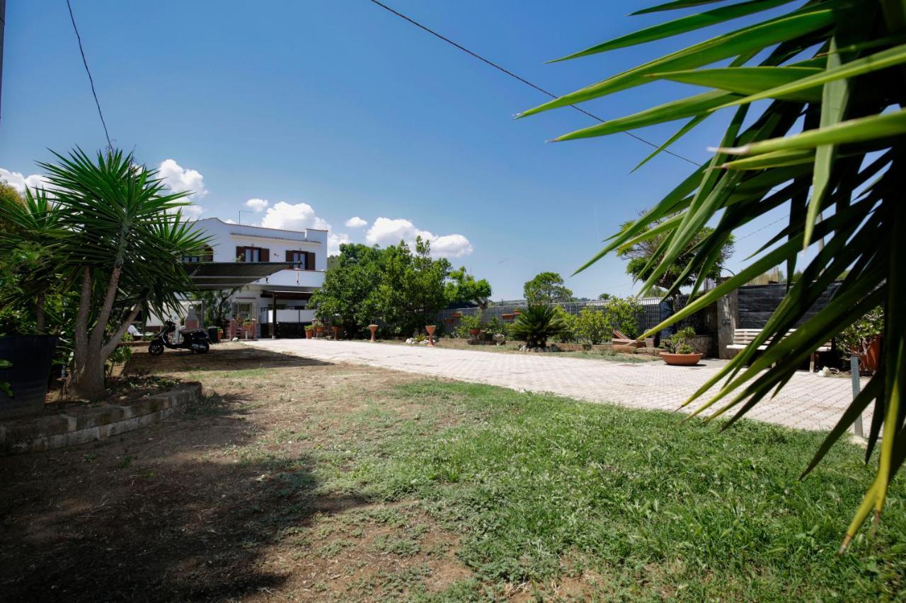 Villa Latino Vieste Bagian luar foto
