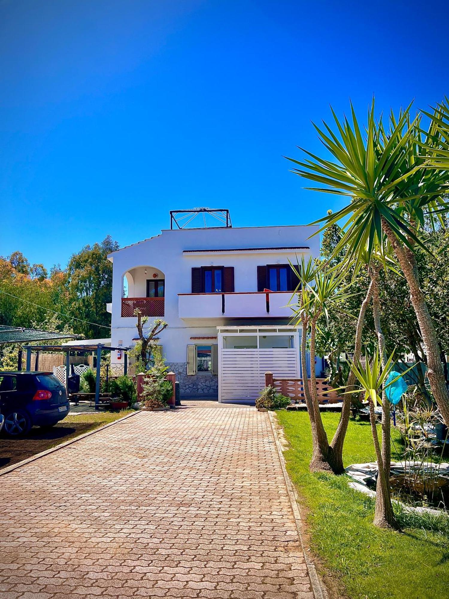 Villa Latino Vieste Bagian luar foto