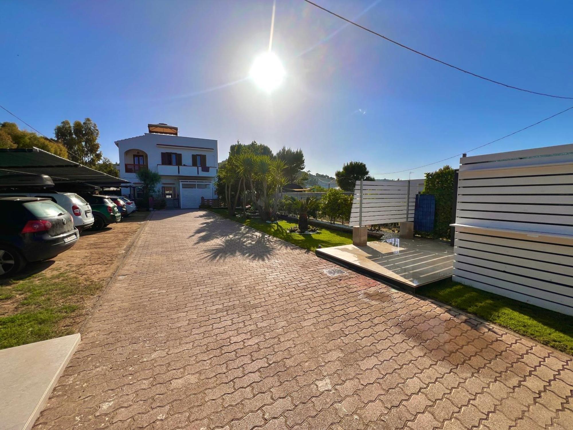 Villa Latino Vieste Bagian luar foto