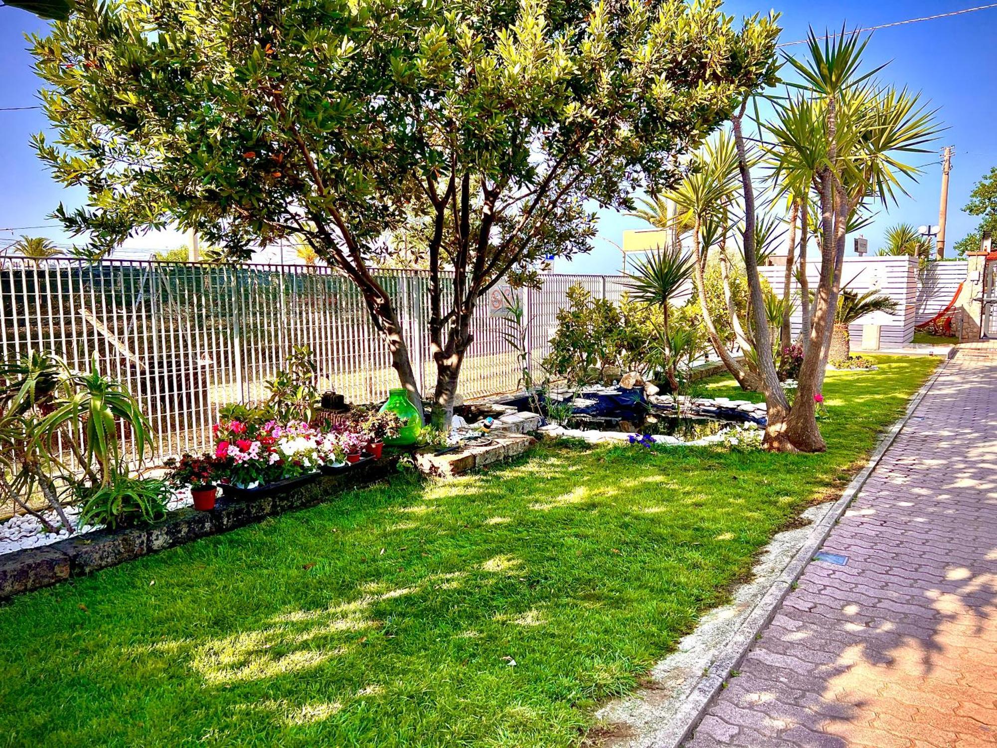 Villa Latino Vieste Bagian luar foto